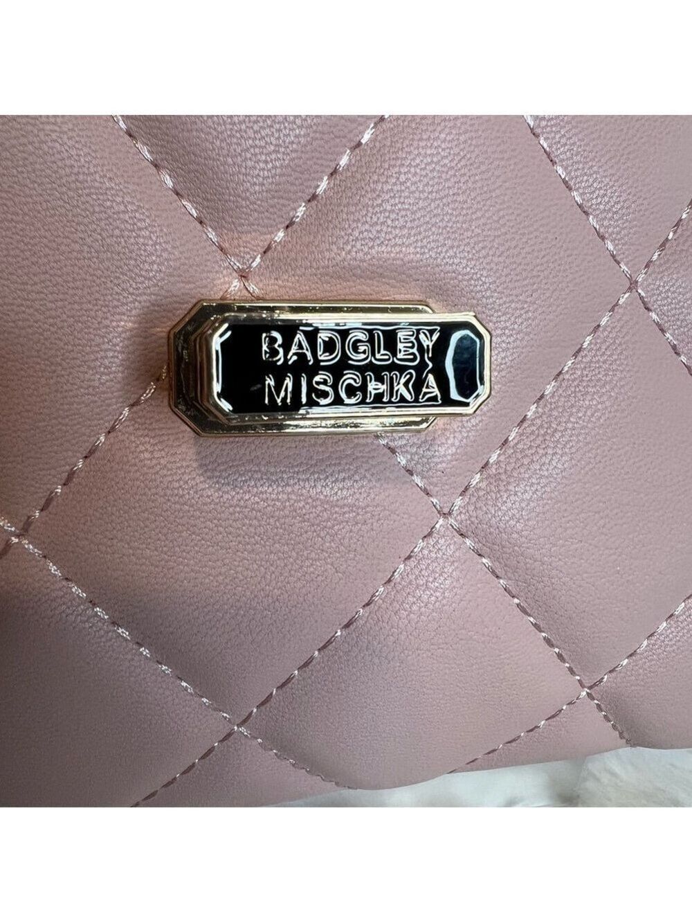 BADGLEY MISCHKA Pink Blush Diamond Quilted Bag - Picture 8 of 16